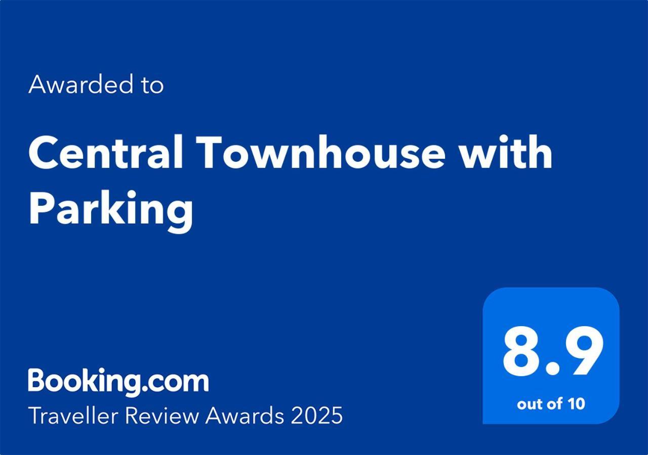 Central Townhouse With Parking Telford Kültér fotó